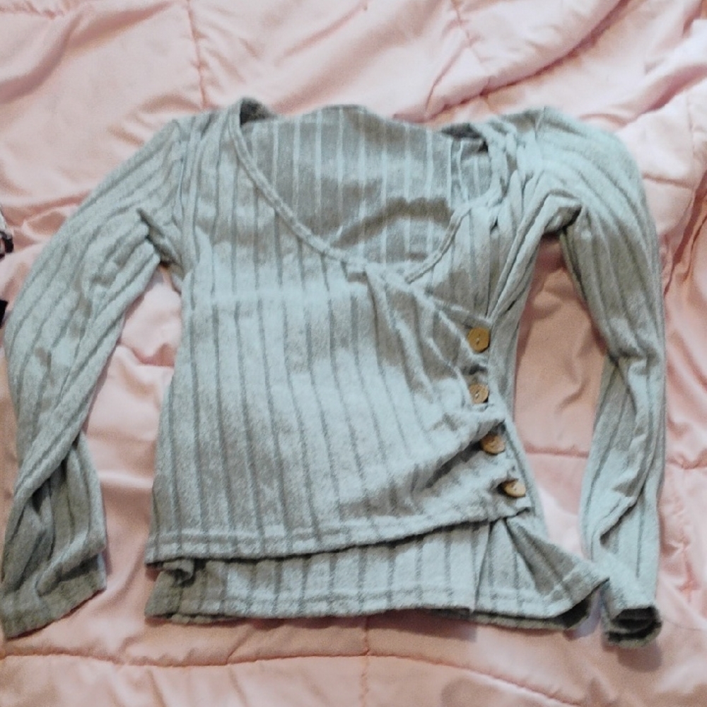 Gray Button-Detail Women's Sweater